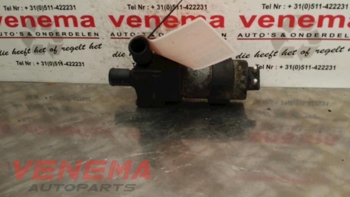 Begagnade Extra vattenpump Mercedes C Combi (S203) 2.7 C-270 CDI 20V Pris € 19,99 Marginaltabell erbjuds av Venema Autoparts