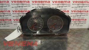 Usados Cuentakilómetros Volvo V50 (MW) 1.6 D 16V Precio € 60,00 Norma de margen ofrecido por Venema Autoparts