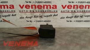 Gebrauchte Heizschalter Heckscheibe Volkswagen Caddy II (9K9A) 1.9 SDI Preis € 9,00 Margenregelung angeboten von Venema Autoparts