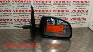 Usados Retrovisor externo derecha Opel Meriva Mk.I 1.8 16V Precio € 30,00 Norma de margen ofrecido por Venema Autoparts
