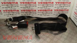 Used Rear seatbelt, centre Seat Ibiza III (6L1) 1.4 16V 75 Price € 15,00 Margin scheme offered by Venema Autoparts