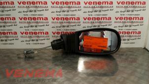 Usados Retrovisor externo derecha Fiat Punto II (188) 1.2 16V 5-Drs. Precio € 18,00 Norma de margen ofrecido por Venema Autoparts