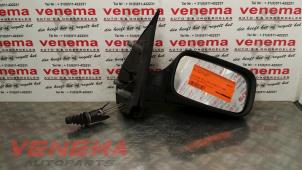 Usados Retrovisor externo derecha Fiat Punto I (176) 55 1.1 Fire SPI Van Precio € 10,00 Norma de margen ofrecido por Venema Autoparts