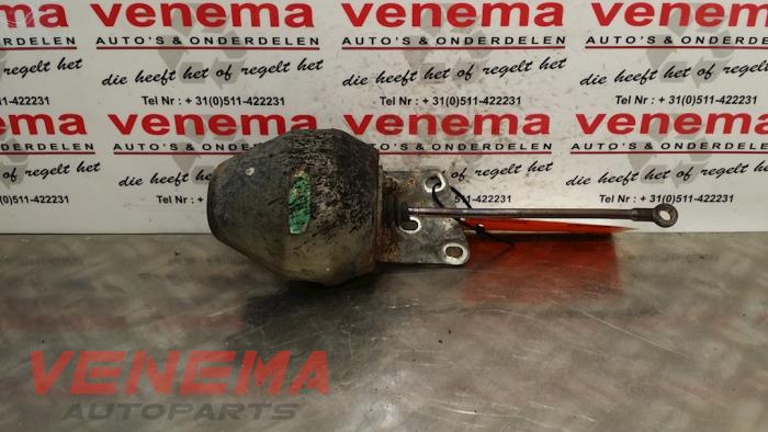 Actuator electric (Turbo) from a Opel Insignia Sports Tourer 2.0 CDTI 16V 2014