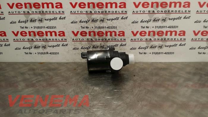 Nya Extra vattenpump BMW 5 serie (E60) 535d 24V Pris € 60,49 Inklusive moms erbjuds av Venema Autoparts
