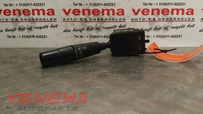 Indicator switch Peugeot 106 I 1.4 Le Mans 61560002