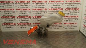Używane Glówny cylinder hamulcowy Fiat Doblo Cargo (263) 1.3 D Multijet Cena € 30,00 Procedura marży oferowane przez Venema Autoparts