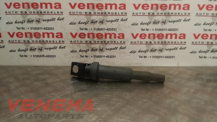 Pen ignition coil from a BMW 5 serie (E60) 523i 24V 2008
