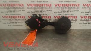 Używane Rolka napinajaca pasa wieloklinowego Mini Mini (R56) 1.6 16V Cooper Cena € 20,00 Procedura marży oferowane przez Venema Autoparts