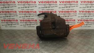Used Front brake calliper, right Volkswagen Eos (1F7/F8) 2.0 TDI DPF Price € 24,99 Margin scheme offered by Venema Autoparts