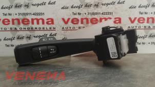 Usados Interruptor de indicador de dirección Volvo V40 (MV) 1.6 D2 Precio € 25,00 Norma de margen ofrecido por Venema Autoparts