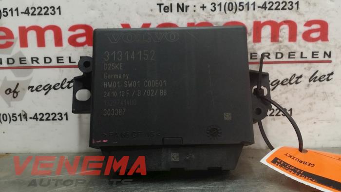 PDC Module from a Volvo V40 (MV) 1.6 D2 2013