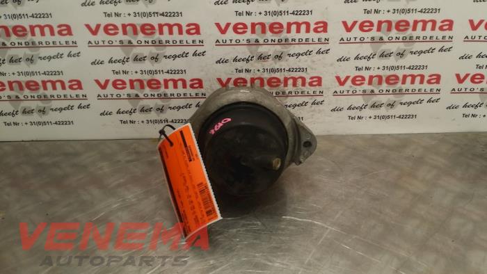 Used Engine mount BMW 3 serie Touring (E91) 318i 16V Price € 13,99 Margin scheme offered by Venema Autoparts