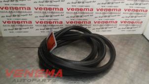 Used Boot lid seal BMW 3 serie (E46/2) 318 Ci 16V Price € 15,00 Margin scheme offered by Venema Autoparts