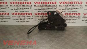 Used Bonnet lock mechanism Audi A6 Avant (C6) 2.7 TDI V6 24V Price € 35,00 Margin scheme offered by Venema Autoparts