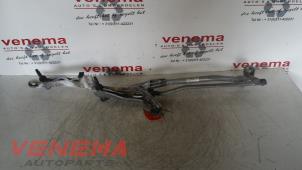 Used Wiper mechanism Mercedes C Estate (S204) 2.2 C-200 CDI 16V . Price € 49,00 Margin scheme offered by Venema Autoparts