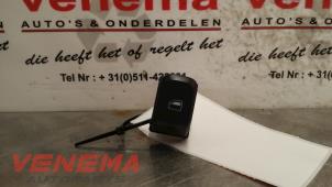 Usados Interruptor de ventanilla eléctrica Audi A4 (B8) 2.0 TDI 16V Precio € 9,00 Norma de margen ofrecido por Venema Autoparts