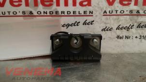 Used Antenna (miscellaneous) Audi A4 (B8) 2.0 TDI 16V Price € 20,99 Margin scheme offered by Venema Autoparts