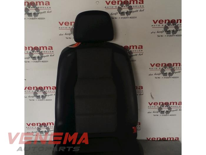 Seat, right from a Mercedes-Benz C Estate (S204) 2.2 C-200 CDI 16V . 2009