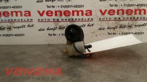 Used Windscreen washer pump Volkswagen Touran (1T1/T2) 1.9 TDI 105 Euro 3 Price € 9,00 Margin scheme offered by Venema Autoparts