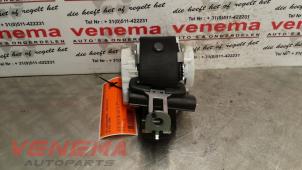 Used Rear seatbelt, left Volkswagen Eos (1F7/F8) 2.0 TDI DPF Price € 39,00 Margin scheme offered by Venema Autoparts
