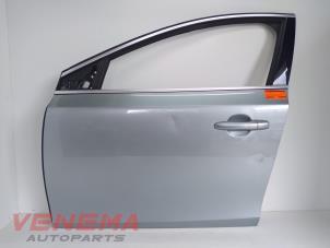 Używane Drzwi lewe przednie wersja 4-drzwiowa Volvo V40 (MV) 1.6 D2 Cena € 149,99 Procedura marży oferowane przez Venema Autoparts