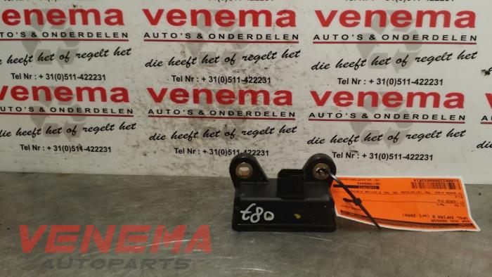 Begagnade Esp Duo-sensor Opel Zafira (M75) 1.7 CDTi 16V Pris € 19,99 Marginaltabell erbjuds av Venema Autoparts