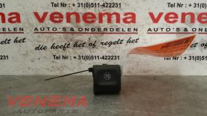 Gebrauchte ASR Schalter Opel Vectra B (36) 1.8 16V Ecotec Preis € 9,00 Margenregelung angeboten von Venema Autoparts