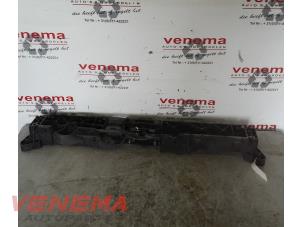 Used Lock plate Renault Captur (2R) 0.9 Energy TCE 12V Price € 74,99 Margin scheme offered by Venema Autoparts