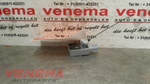 Used Airbag sensor Renault Captur (2R) 0.9 Energy TCE 12V Price € 19,00 Margin scheme offered by Venema Autoparts