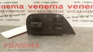 Usagé Commutateur lumière Volkswagen Polo III (6N1) 1.4i 60 Prix € 10,00 Règlement à la marge proposé par Venema Autoparts