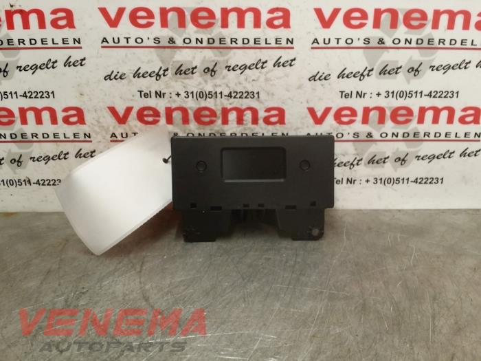 Begagnade Klocka Peugeot 206 (2A/C/H/J/S) 1.4 XR,XS,XT,Gentry Pris € 9,99 Marginaltabell erbjuds av Venema Autoparts