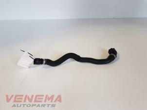 Used Radiator hose BMW X1 (E84) sDrive 20i 2.0 16V Twin Power Turbo Price € 19,99 Margin scheme offered by Venema Autoparts