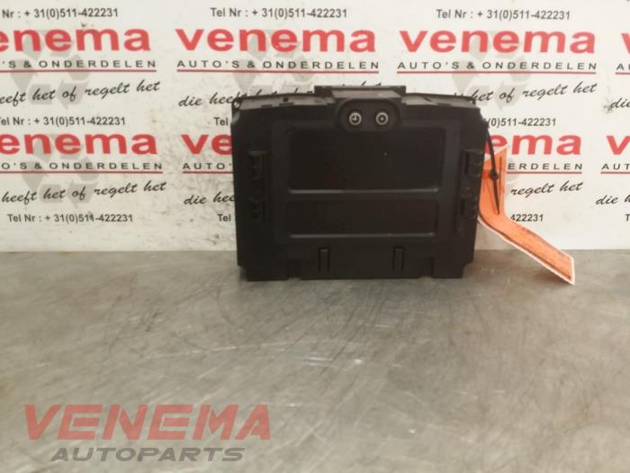 Begagnade Innerdisplay Opel Zafira (F75) 2.0 DTI 16V Pris € 79,00 Marginaltabell erbjuds av Venema Autoparts