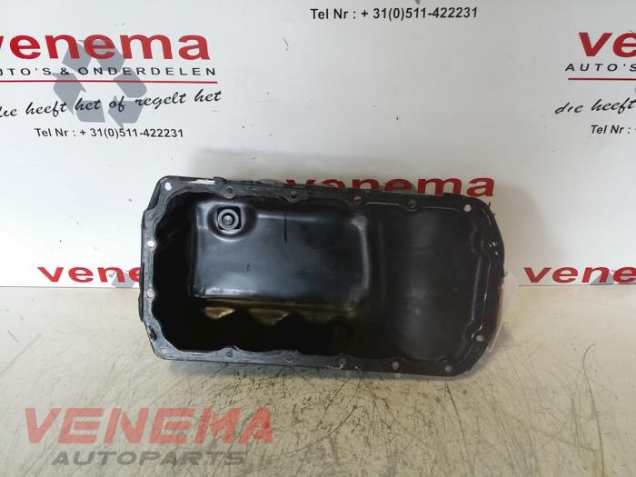 Usagé Couvercle carter Mini Mini (R56) 1.6 16V Cooper S Prix € 34,00 Règlement à la marge proposé par Venema Autoparts