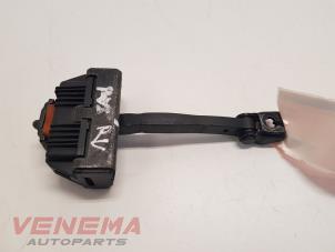 Used Front door stop 4-door, right BMW 5 serie Touring (E61) 520d 16V Price € 14,99 Margin scheme offered by Venema Autoparts