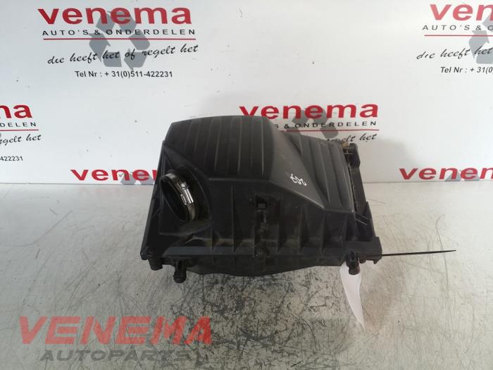 Begagnade Luftfilterhus Opel Tigra Twin Top 1.4 16V Pris € 35,00 Marginaltabell erbjuds av Venema Autoparts