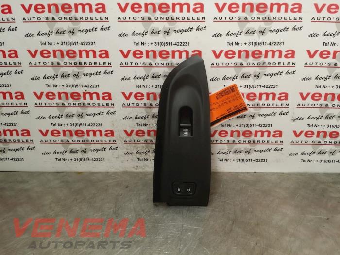 Usados Interruptor de ventanilla eléctrica Fiat 500X (334) 1.6 D 16V Multijet II Precio € 24,95 Norma de margen ofrecido por Venema Autoparts