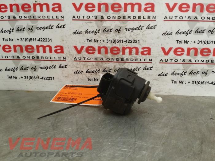 Używane Silnik reflektora Audi A3 (8L1) 1.6 Cena € 9,99 Procedura marży oferowane przez Venema Autoparts