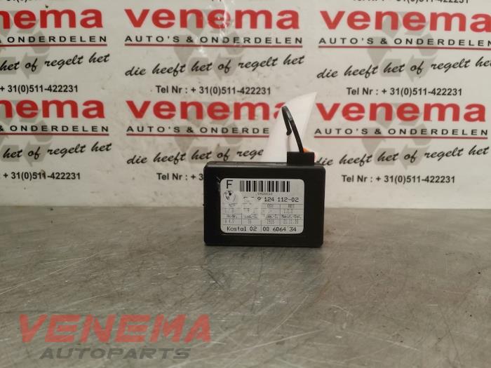 Begagnade Regnsensor BMW 1 serie (E81) 118i 16V Pris € 18,99 Marginaltabell erbjuds av Venema Autoparts