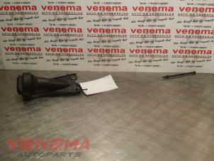 Used Oil dipstick Mercedes A (W176) 1.5 A-180 CDI, A-180d 16V Price € 15,00 Margin scheme offered by Venema Autoparts