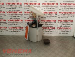 Used Electric fuel pump BMW 3 serie Touring (E91) 318i 16V Price € 55,00 Margin scheme offered by Venema Autoparts