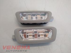 Używane Oswietlenie wewnetrzne tyl Mercedes GLC (X253) 2.2 250d 16V BlueTEC 4-Matic Cena € 19,99 Procedura marży oferowane przez Venema Autoparts