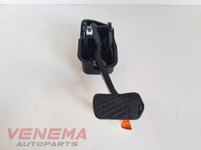 Używane Pedal hamulca Mercedes GLC (X253) 2.2 250d 16V BlueTEC 4-Matic Cena € 39,99 Procedura marży oferowane przez Venema Autoparts