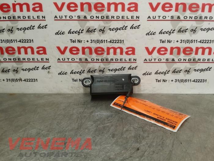 Gebrauchte Airbag Sensor Mercedes E (W211) 3.0 E-320 CDI V6 24V Preis € 24,99 Margenregelung angeboten von Venema Autoparts