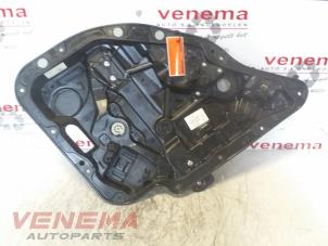 Używane Mechanizm szyby lewej tylnej wersja 4-drzwiowa Mercedes GLC (X253) 2.2 250d 16V BlueTEC 4-Matic Cena € 49,95 Procedura marży oferowane przez Venema Autoparts