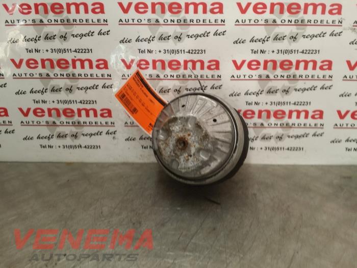 Used Engine mount Mercedes E (W211) 3.0 E-320 CDI V6 24V Price € 19,99 Margin scheme offered by Venema Autoparts