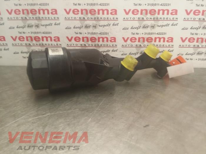 Gebrauchte Ölfiltergehäuse Mercedes E (W212) E-250 CDI 16V BlueTec Preis € 24,99 Margenregelung angeboten von Venema Autoparts