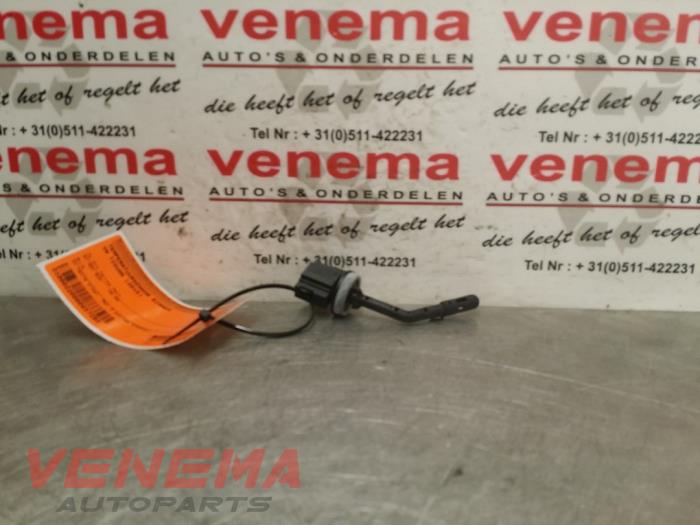 Begagnade Innetemperatursensor Volkswagen Tiguan (5N1/2) 2.0 TDI DRF 16V 4Motion Pris € 19,95 Marginaltabell erbjuds av Venema Autoparts