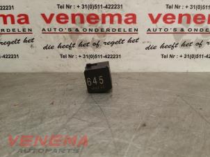 Usagé Relais Volkswagen Tiguan (5N1/2) 2.0 TDI DRF 16V 4Motion Prix € 4,95 Règlement à la marge proposé par Venema Autoparts